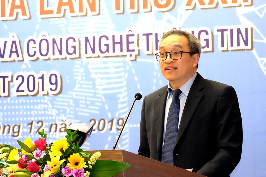 Phát huy tinh thần Make in Vietnam, sẵn sàng công nghệ, thiết bị để thương mại và 5G Phát huy tinh thần Make in Vietnam, sẵn sàng công nghệ, thiết bị để thương mại và 5G