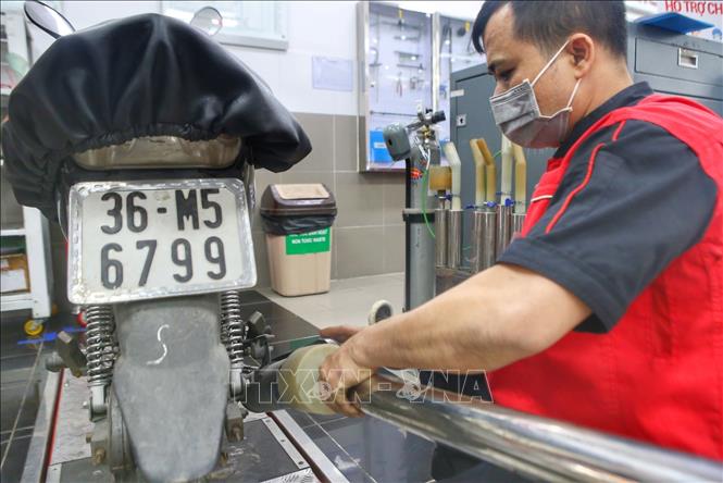 Tạo lộ trình áp dụng mức khí thải Euro 4 đối với ô tô và xe gắn máy tại Việt Nam
