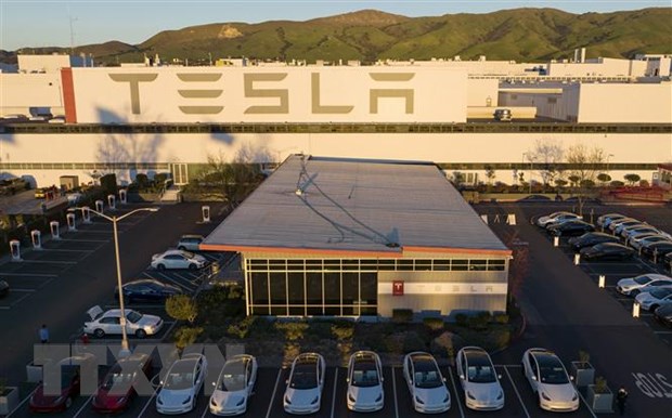 Do công nghệ hỗ trợ người lái, Tesla đã thu hồi gần 363.000 xe điện.