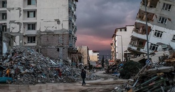 Trong trận động đất ngày 27/2 tại Thổ Nhĩ Kỳ, hàng chục người bị thương.