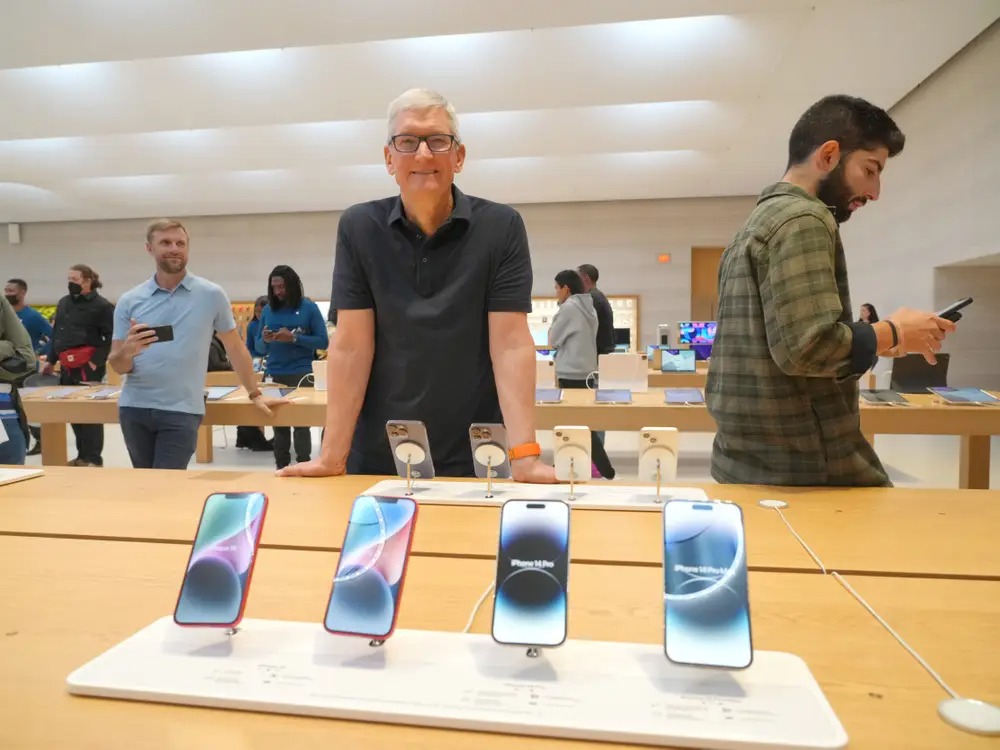 Theo CEO Apple, AI sẽ "ảnh hưởng đến mọi sản phẩm và dịch vụ mà chúng tôi có."