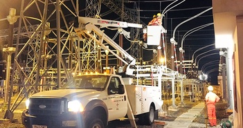 Bảo dưỡng thiết bị tại Trạm biến áp 500kV Vĩnh Tân: Sẵn sàng đảm bảo điện trước mùa khô Bảo dưỡng thiết bị tại Trạm biến áp 500kV Vĩnh Tân: Sẵn sàng đảm bảo điện trước mùa khô