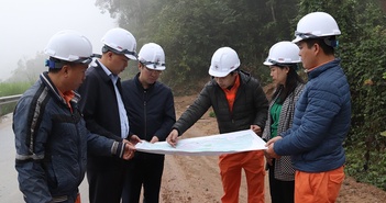 Chặng đường nước rút dự án Trạm biến áp 500kV Lào Cai và các đường dây 220kV đấu nối Chặng đường nước rút dự án Trạm biến áp 500kV Lào Cai và các đường dây 220kV đấu nối