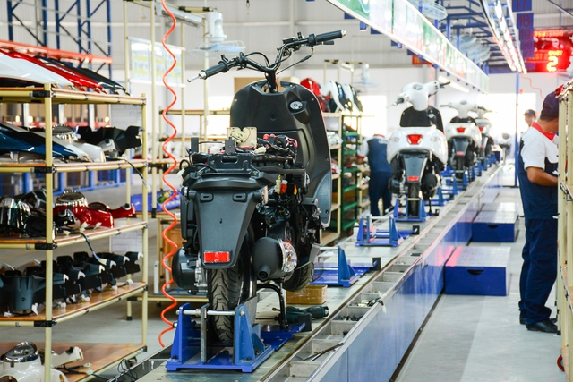 Thị trường xe máy Việt Nam: Sản lượng tăng, sức mua giảm