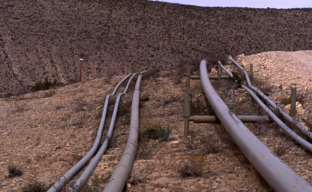 Hệ thống ống truyền dẫn nhiên liệu của Colonial Pipeline được xem là lớn nhất nước Mỹ khi có tới 50 triệu khách hàng sử dụng dịch vụ