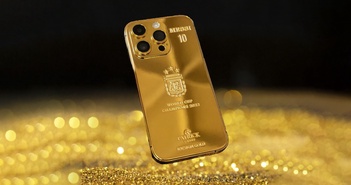 Cận cảnh chiếc iPhone 14 mạ vàng Messi tặng đồng đội