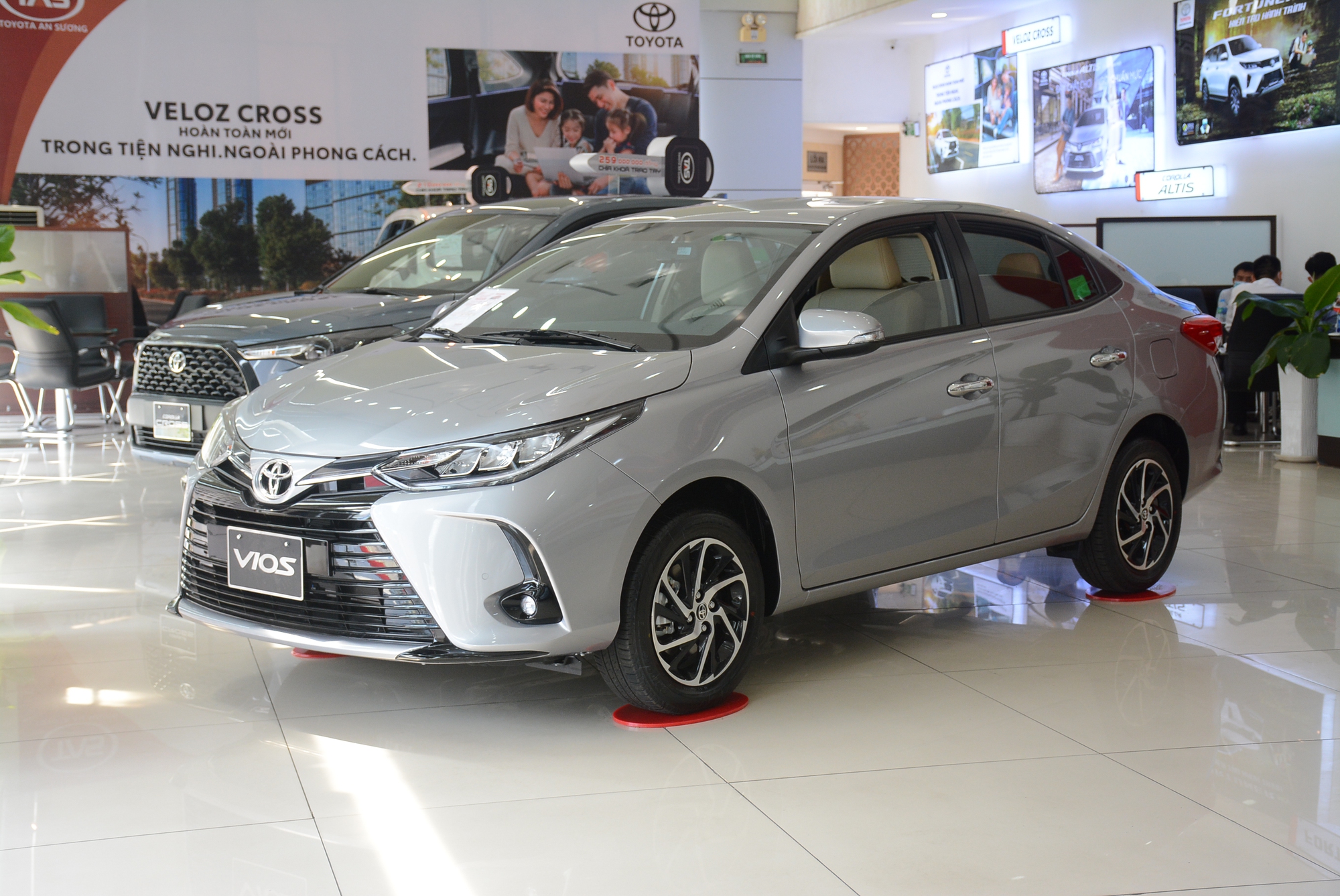 10 ô tô bán chạy nhất ở Việt Nam tháng 2.2023: Hyundai Accent tiếp tục dẫn đầu - Ảnh 12.