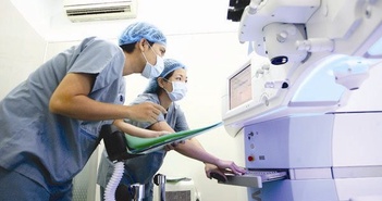 Chính phủ ban hành nghị quyết về các giải pháp bảo đảm thuốc, trang thiết bị y tế Chính phủ ban hành nghị quyết về các giải pháp bảo đảm thuốc, trang thiết bị y tế