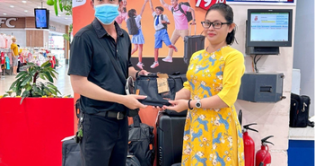 Khách hàng hào hứng đến Co.opmart tích tem đổi túi và hành lý Tucano Khách hàng hào hứng đến Co.opmart tích tem đổi túi và hành lý Tucano