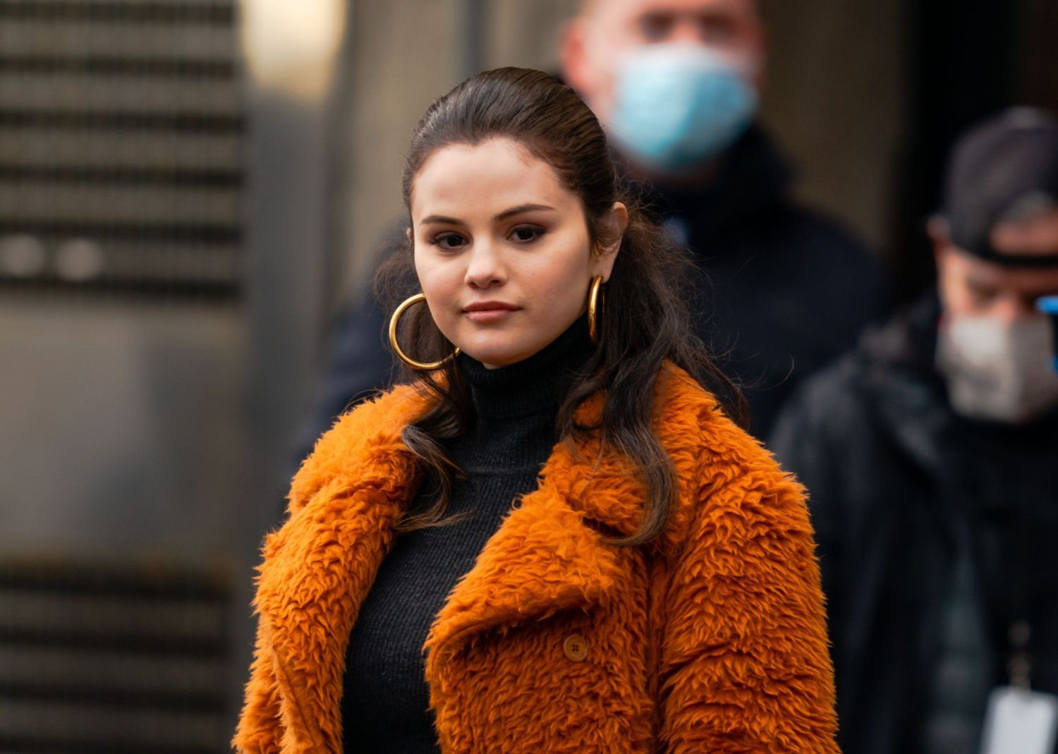 Video tiết lộ tính cách thật của Selena Gomez khi khán giả xin chụp ảnh, 1 cử chỉ ấm lòng nhận hàng triệu lượt xem - Ảnh 7. Video tiết lộ tính cách thật của Selena Gomez khi khán giả xin chụp ảnh, 1 cử chỉ ấm lòng nhận hàng triệu lượt xem - Ảnh 7.