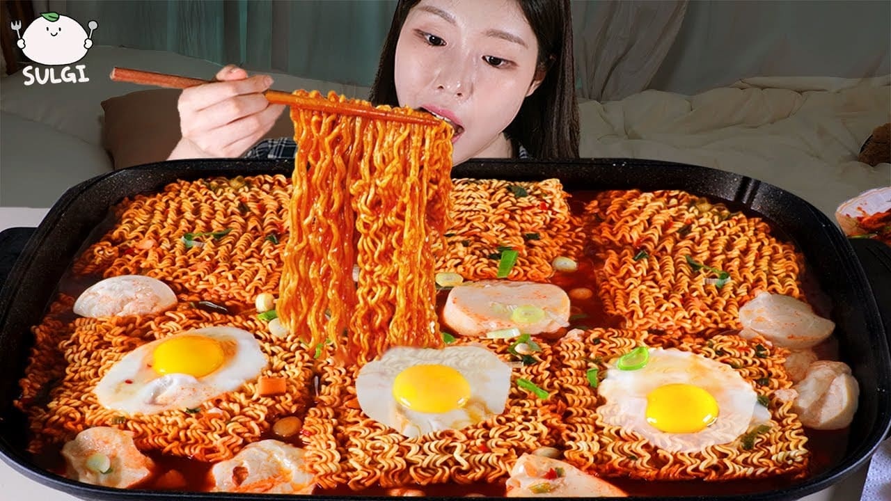 Vi sao mukbang viral TikTok anh 2