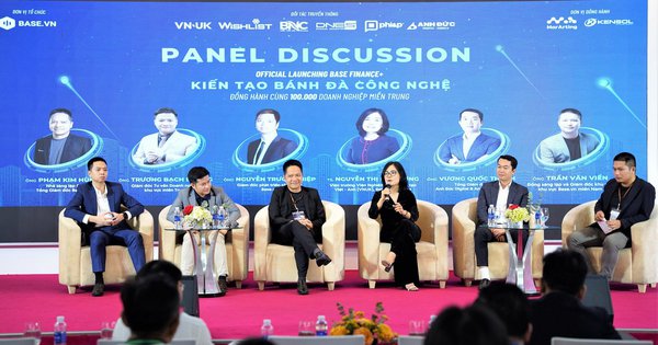 Hội nghị Cấp cao đồng hành cùng 100.000 doanh nghiệp miền Trung được tổ chức bởi Base.vn.
