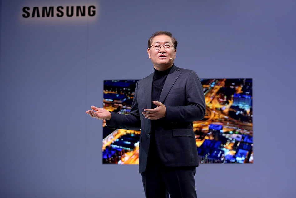 Theo CEO Samsung, năm 2013 là một năm "rất khó khăn, đầy thách thức".
