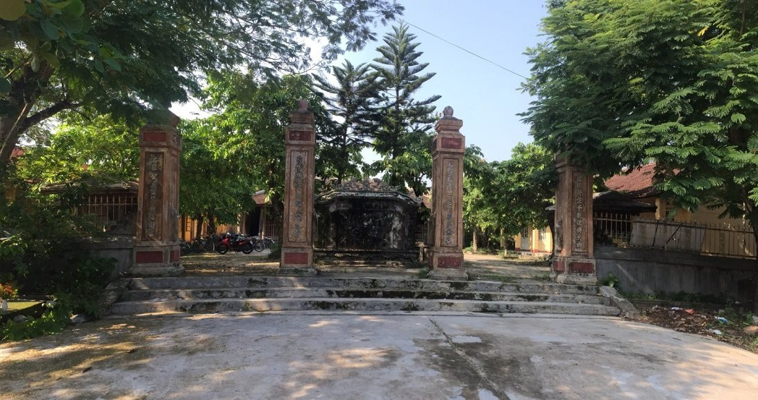 xuanhoa.jpg