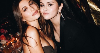 Vợ của Justin Bieber bày tỏ sự đánh giá cao Selena Gomez vì đã bảo vệ anh trước những lời chỉ trích và xúc phạm. Vợ của Justin Bieber bày tỏ sự đánh giá cao Selena Gomez vì đã bảo vệ anh trước những lời chỉ trích và xúc phạm.