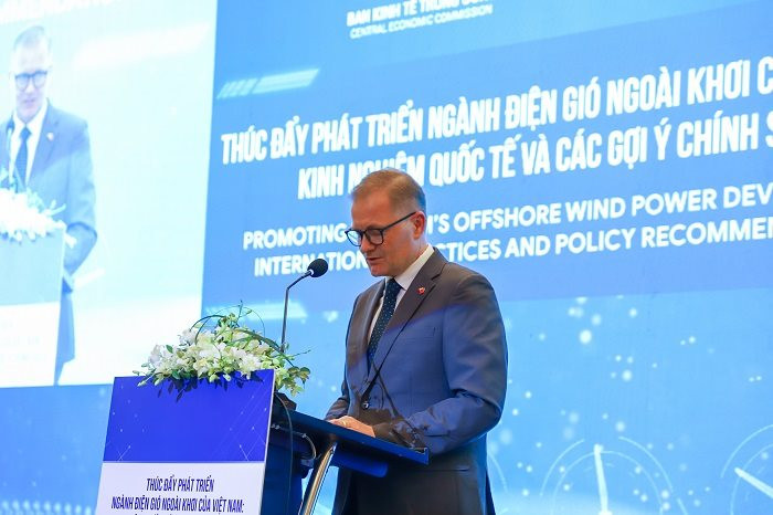 dai-su-dan-mach-mr-nicolai-prytz.jpg