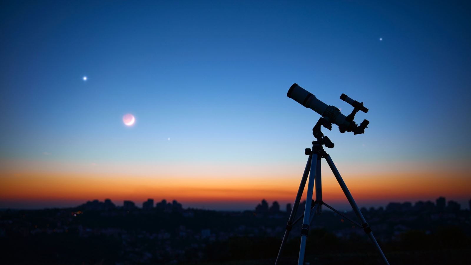 Có thể nhìn thấy 5 hành tinh thẳng hàng tỏa sáng trên bầu trời vào ngày 28/3 bằng mắt thường