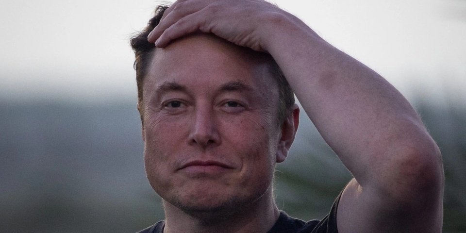 Elon Musk cảnh báo nguy cơ 'đại suy thoái'