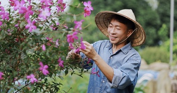 Cuộc sống sau ánh hào quang của NSƯT Việt Hoàn Cuộc sống sau ánh hào quang của NSƯT Việt Hoàn