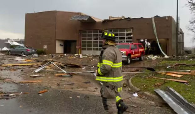 Lốc xoáy ở bang Arkansas khiến ít nhất 24 người bị thương