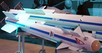 MiG-31BM có khả năng gây cận chiến khi mang tên lửa R-74M
