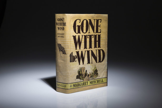'Cuốn theo chiều gió' hơn 80 năm vẫn dậy sóng văn đàn