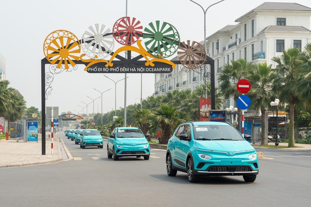 Kể từ ngày 14 tháng 4 năm 2023, Taxi xanh SM đã chính thức hoạt động tại Hà Nội.
