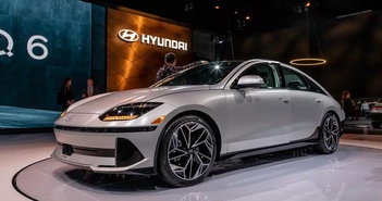 Mẫu xe điện mới của Hyundai, được công nhận là "Xế của năm" vào năm 2023, đã vượt qua nhiều đối thủ cạnh tranh để giành giải Vòng xe điện của năm.