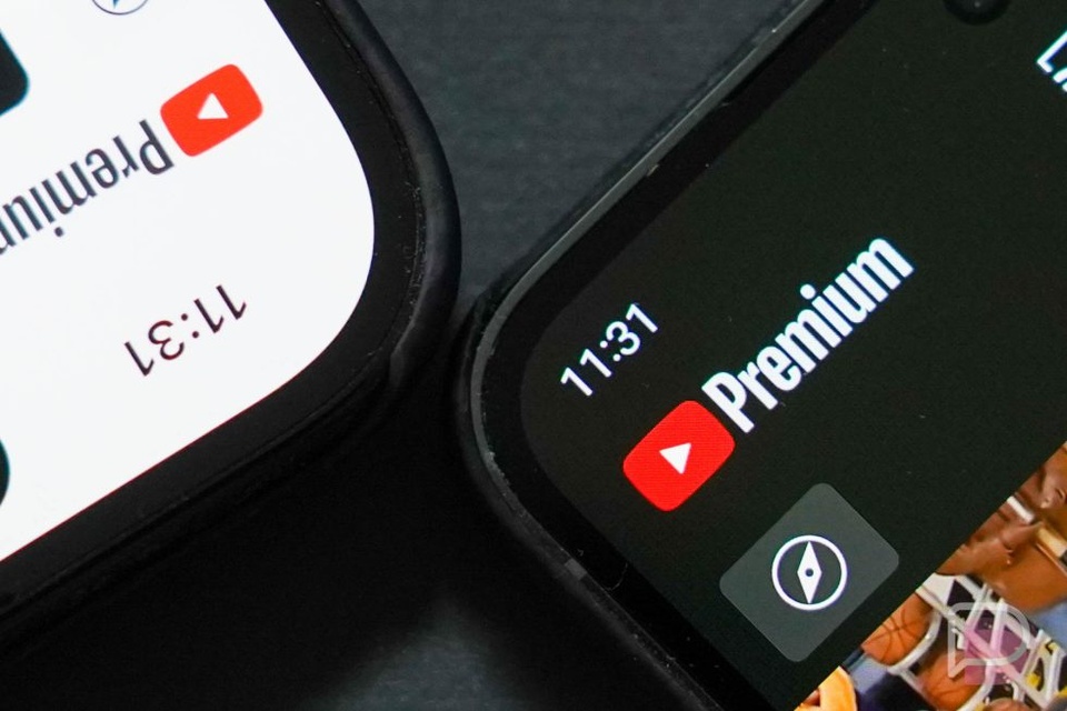 Người dùng iPhone phải trả tiền cho YouTube để bỏ qua quảng cáo.
