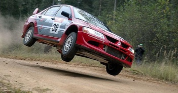 Xpander bán quá tốt; Mitsubishi đang chạy rông với xe điện? Xpander bán quá tốt; Mitsubishi đang chạy rông với xe điện?