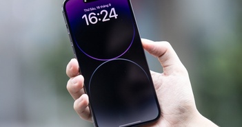 Tại sao không nên bấm mật khẩu iPhone ở nơi công cộng Tại sao không nên bấm mật khẩu iPhone ở nơi công cộng
