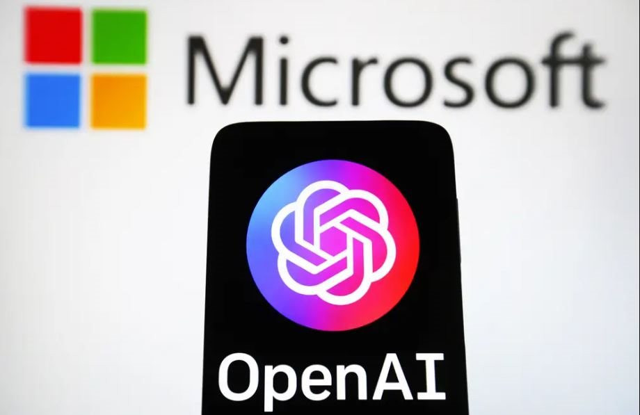 Microsoft đã tạo chip AI để giảm chi phí và OpenAI có thể tốn hơn 700.000 USD/ngày để vận hành ChatGPT.