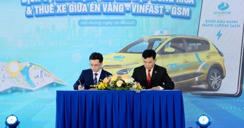 Là nhà cung cấp dịch vụ taxi điện đầu tiên ở Hải Phòng, Én Vàng mua và thuê 150 xe ô tô điện VinFast. Là nhà cung cấp dịch vụ taxi điện đầu tiên ở Hải Phòng, Én Vàng mua và thuê 150 xe ô tô điện VinFast.