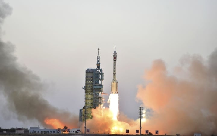 Tàu vũ trụ tái sử dụng của Trung Quốc bay trên quỹ đạo gần 300 ngày