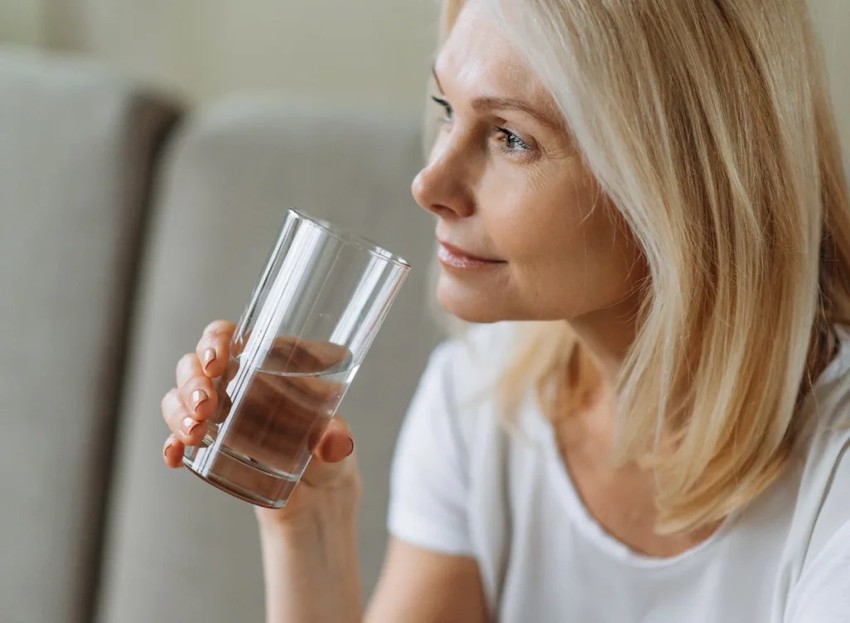 Uống những loại nước này có thể hỗ trợ giảm mỡ bụng và thúc đẩy quá trình giảm cân.