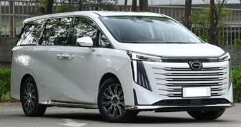 Mẫu xe mới này có giá quy đổi 1,1 tỷ USD và có kích thước tương đương với Toyota Alphard 8 màn hình. Mẫu xe mới này có giá quy đổi 1,1 tỷ USD và có kích thước tương đương với Toyota Alphard 8 màn hình.
