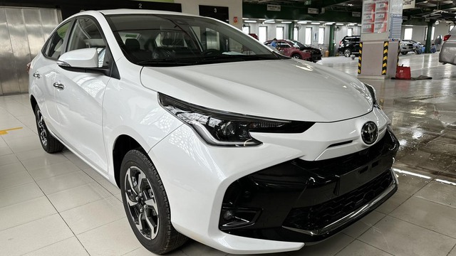 Toyota Vios 2023 ồ ạt về Việt Nam