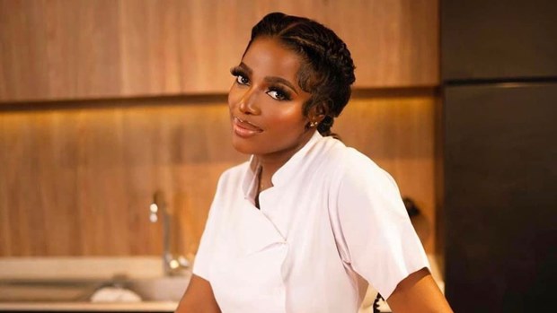 Đầu bếp người Nigeria lập kỷ lục nấu ăn liên tục trong 100 giờ