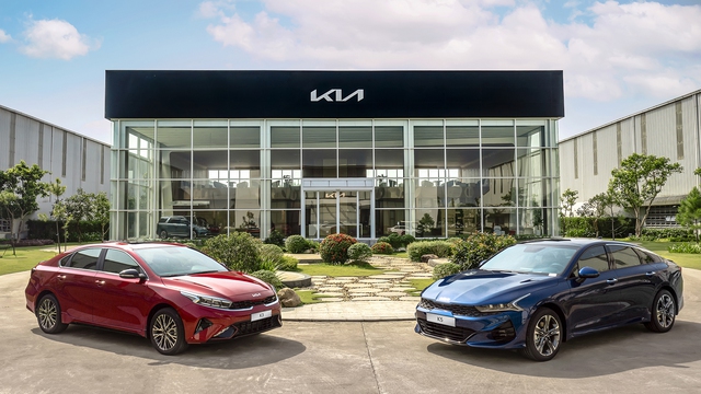 'Cặp bài trùng' giúp Kia duy trì vị thế ở thị phần sedan với K3 và K5: