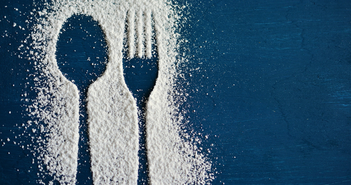 Tổ chức Y tế Thế giới cảnh báo rằng chất làm ngọt nhân tạo không giúp bạn giảm cân.