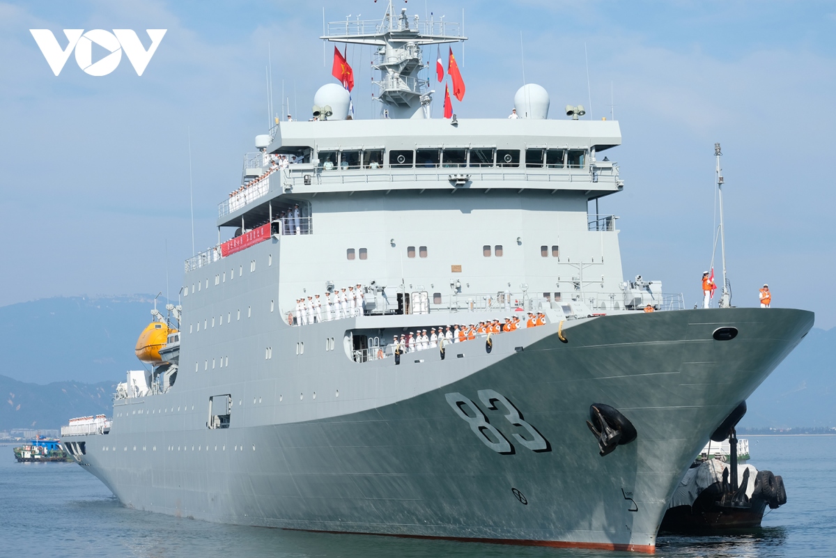 Tàu huấn luyện Hải quân Trung Quốc đến Đà Nẵng