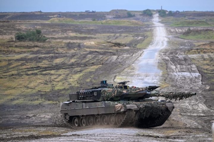 Trong một ngày, 8 chiếc Leopard của Đức và 3 chiếc AMX-10 của Pháp đã bị phá.