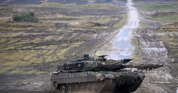 Trong một ngày, 8 chiếc Leopard của Đức và 3 chiếc AMX-10 của Pháp đã bị phá. Trong một ngày, 8 chiếc Leopard của Đức và 3 chiếc AMX-10 của Pháp đã bị phá.