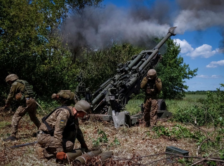 Sử dụng lựu pháo M777 Mỹ - Kinh nghiệm đau thương của binh sĩ Ukraine