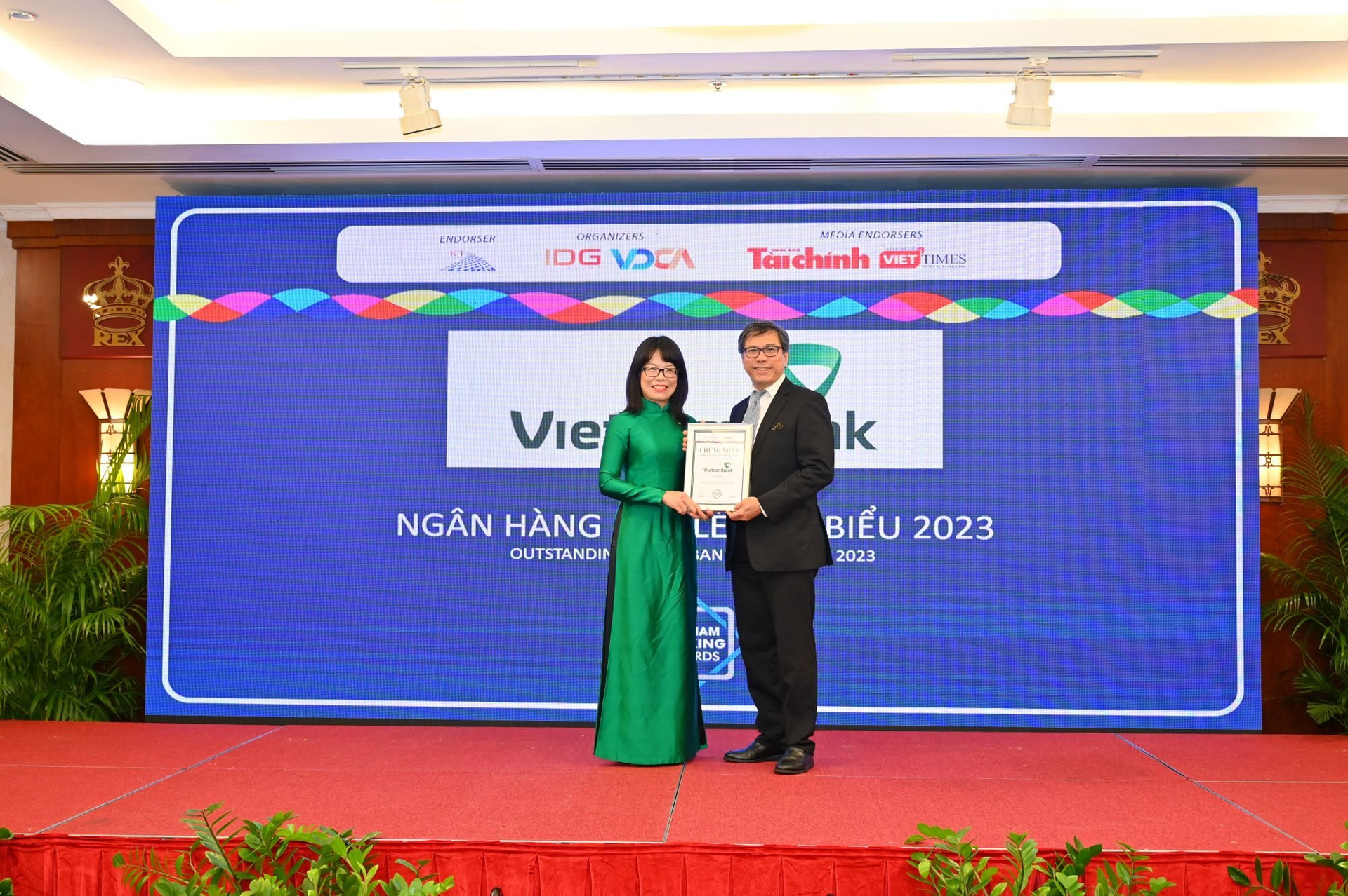 Tại diễn đàn Ngân hàng bán lẻ Việt Nam 2013