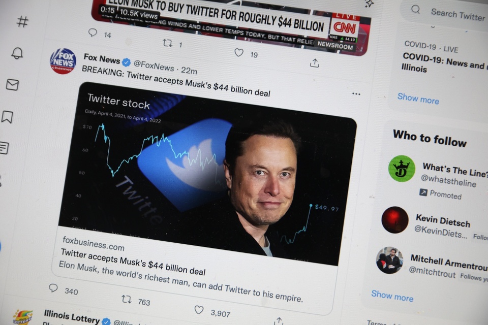 Elon Musk đã mua Twitter chỉ còn một phần ba giá trị mà anh ấy đã mua.