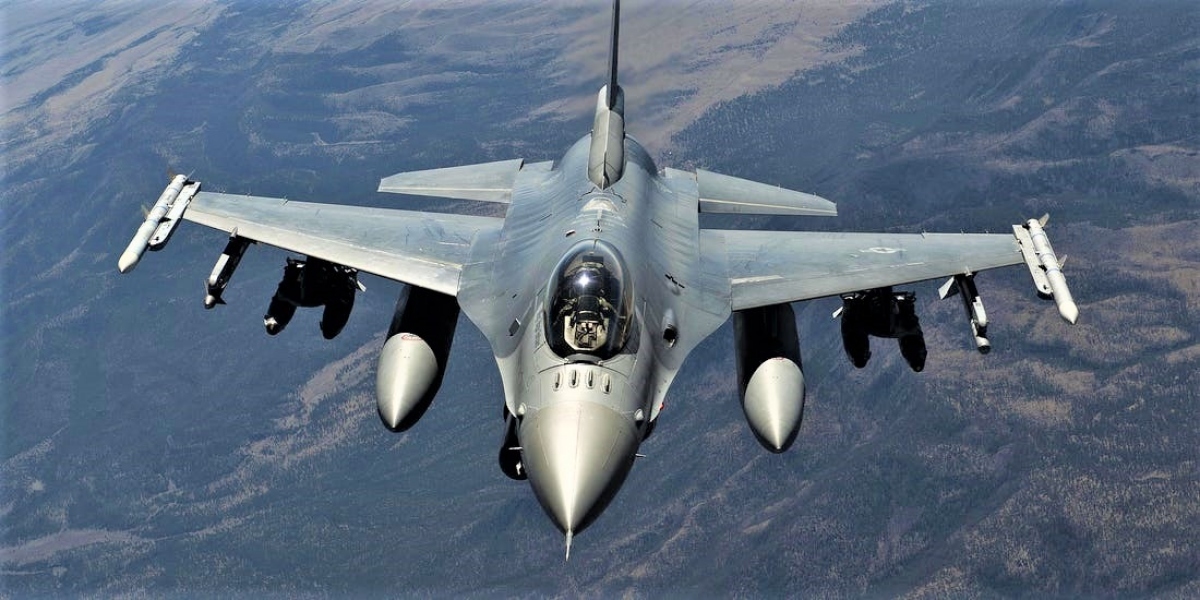 Đánh giá khả năng mang vũ khí hạt nhân của "chim ưng sát thủ" F-16