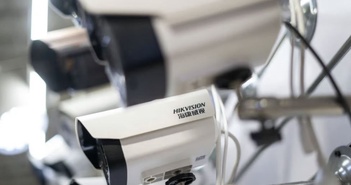 Anh loại bỏ camera do Trung Quốc sản xuất khỏi các địa điểm nhạy cảm, Bắc Kinh lên tiếng Anh loại bỏ camera do Trung Quốc sản xuất khỏi các địa điểm nhạy cảm, Bắc Kinh lên tiếng