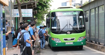 Sắp áp dụng thanh toán điện tử trên gần 300 xe buýt ở TP.HCM