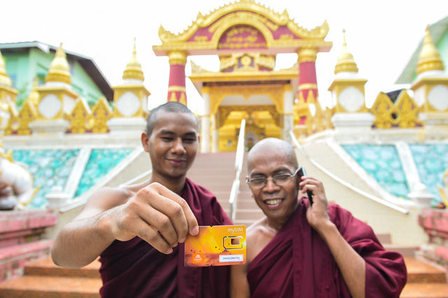 Viettel Myanmar vượt mốc 10 triệu thuê bao, vươn lên vị trí số 2